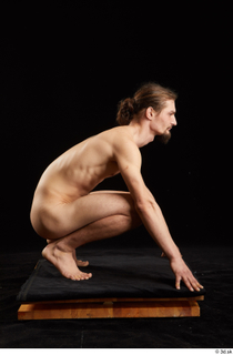 Gruffydd  1 kneeling nude whole body 0007.jpg